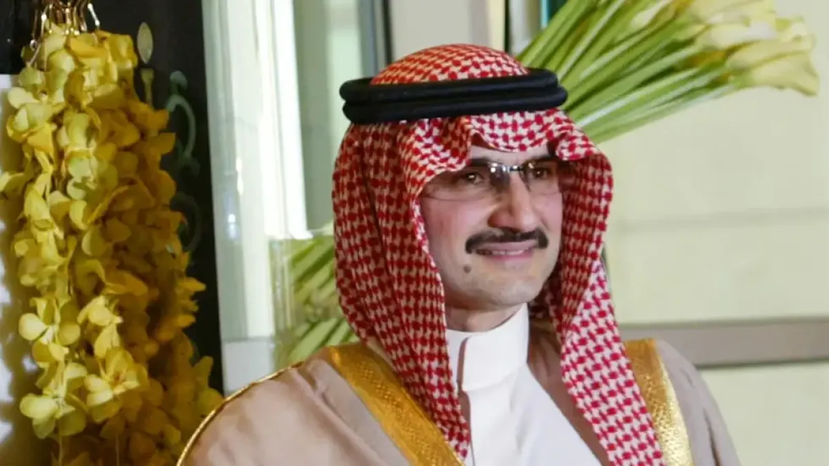 الوليد بن طلال يتلقى اول ضربة بعد استكمال صفقة الاستحواذ على الهلال