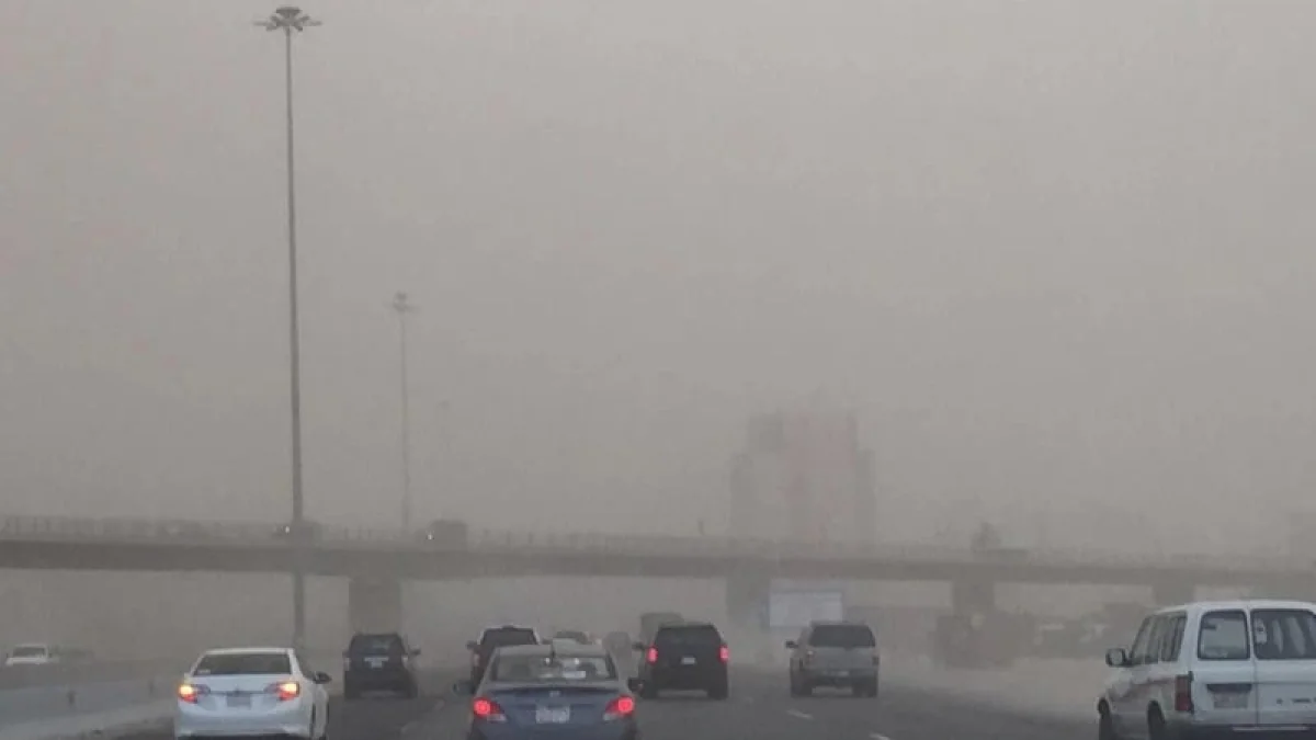 المركز الوطني للأرصاد يحذر من رياح نشطة في جدة ورابغ والشعيبة