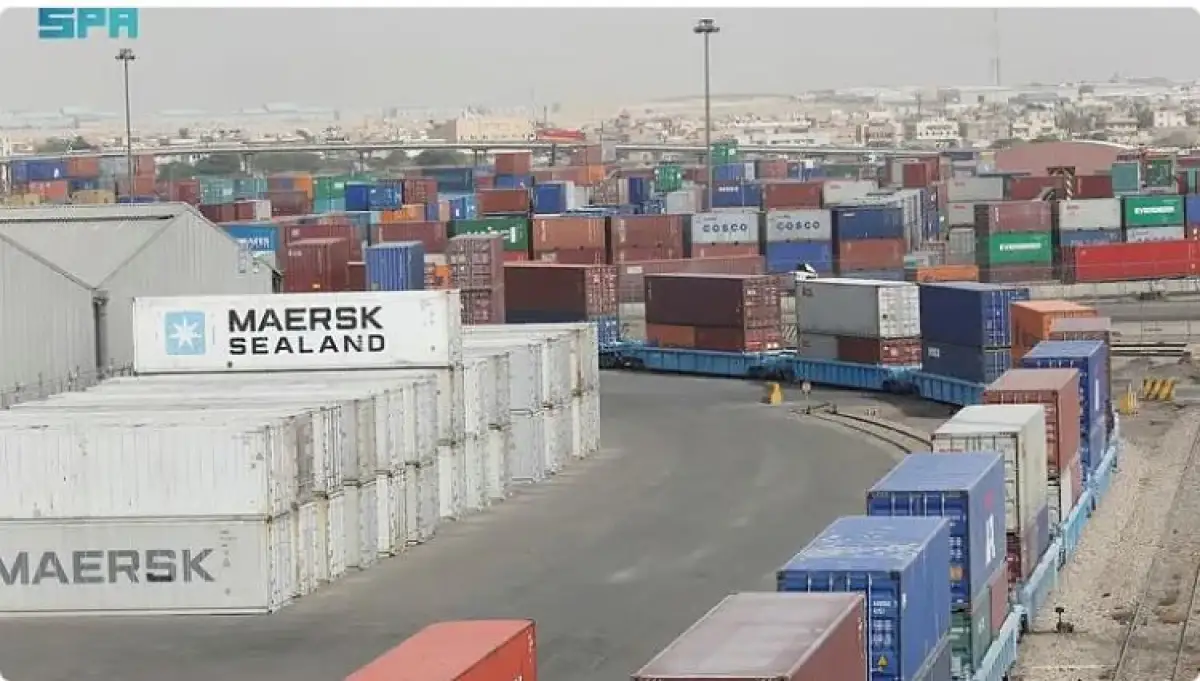 لمدة 30 يوم.. السعودية تعلن اعفاء كامل من الرسوم لعدة نشاطات تجارية