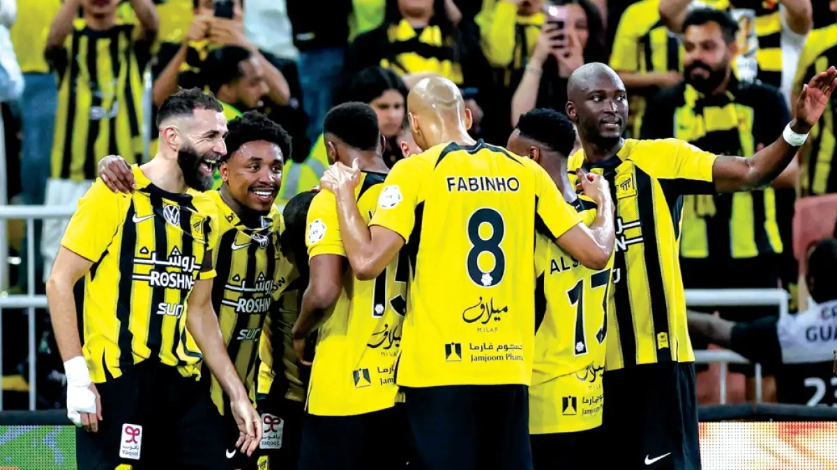 تسريبات من الكواليس تكشف عن قرار حاسم من كونسيساو يضع حد لتمرد اثنين من نجوم الاتحاد