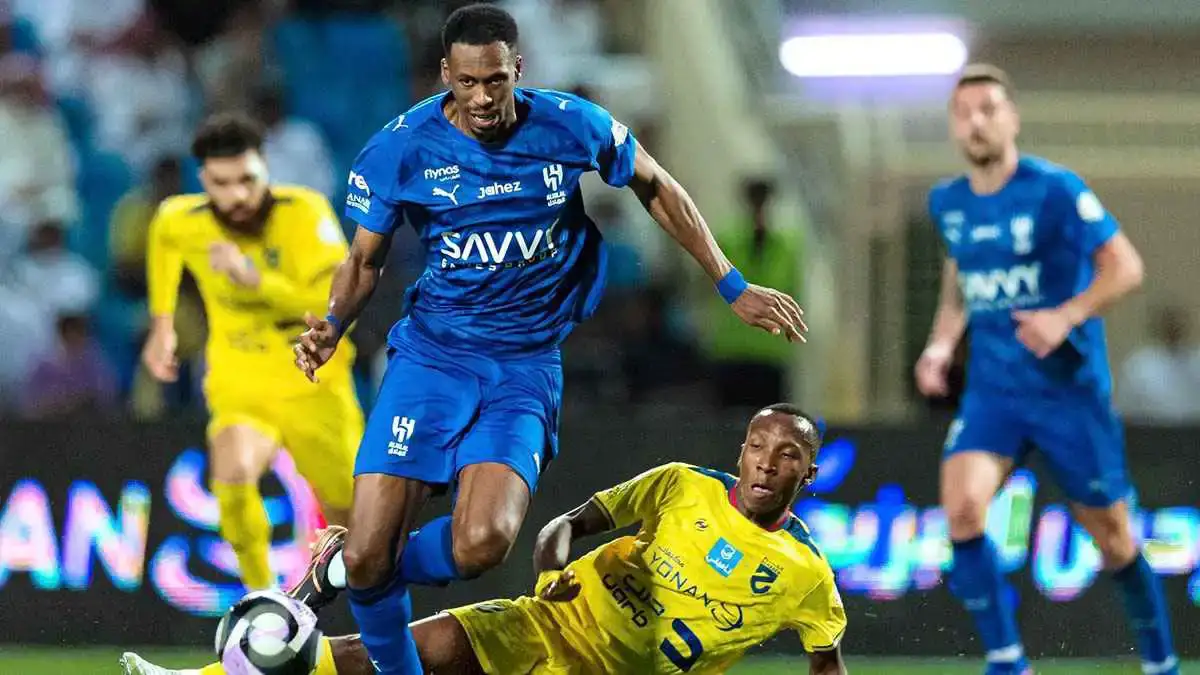 حتى لو خسر الديربي .. سيناريو متوقع يمنح الهلال بطولة الدوري رغم كل مشاكلة واخفاقاته