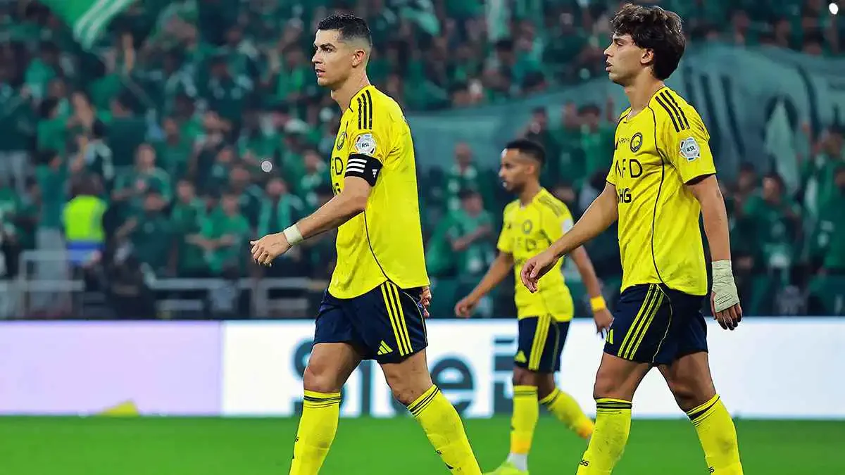 نجم النصر يحرج جيسوس بحركة كشفت حقيقة العلاقة بين المدرب ونجوم النادي