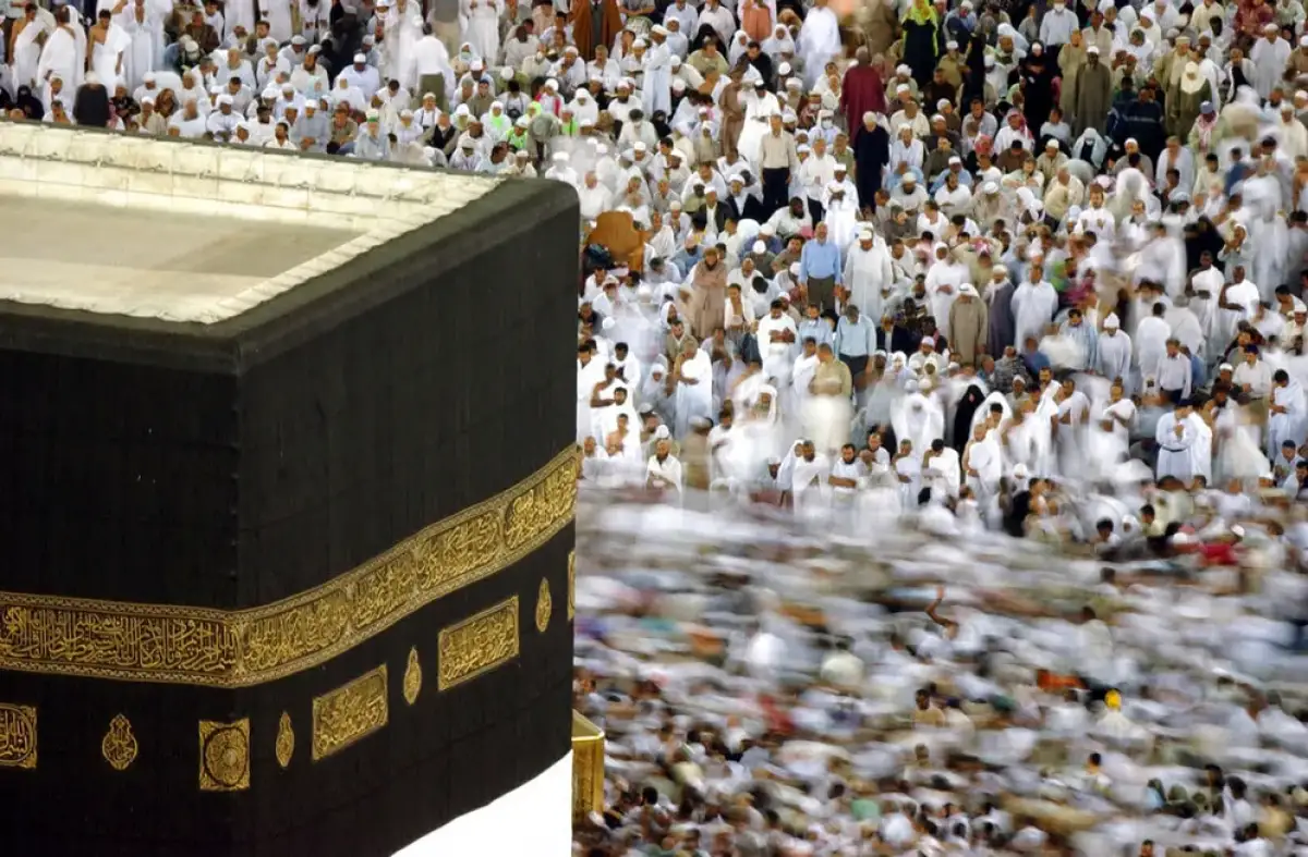 عاجل: ظاهرة فلكية فوق الكعبة تحدث في يوم عرفة في موسم حج 1447 قد لا تتكرر الا بعد سنوات طويلة