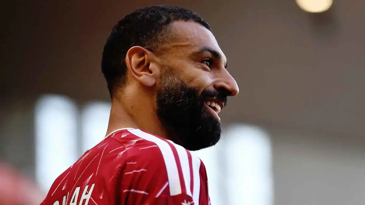 عاجل: الاتحاد يكشف تفاصيل انتقال محمد صلاح بعد قرارات الساعة الاخيرة