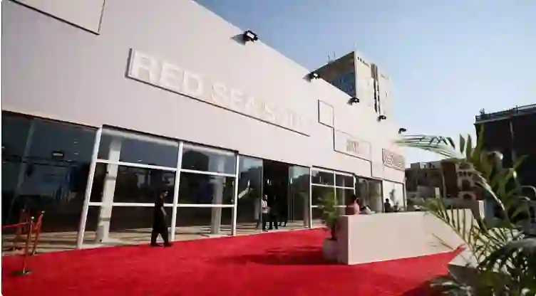 المرور يعلن إغلاق هذه الطرق في جدة حتى 14 ديسمبر 