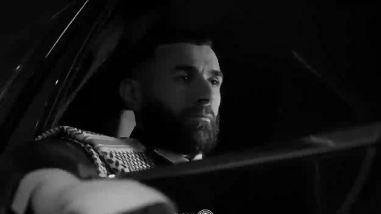 بنزيما يفجر مفاجأة عن سبب انتقاله من جدة الى الرياض ومن الاتحاد للهلال