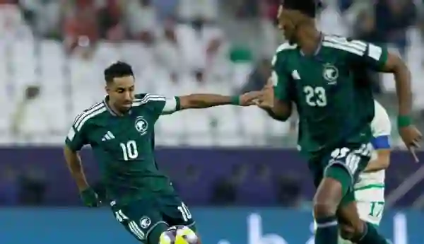 السعودية تتألق بفوز 3-1 على جزر القمر لتتأهل إلى ربع نهائي كأس العرب 2025