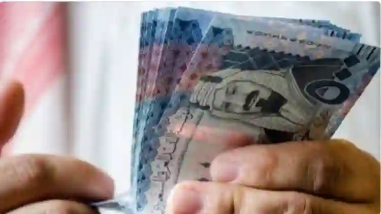 زيادة في رواتب فئات جديدة من العاملين في المجال الصحي في السعودية