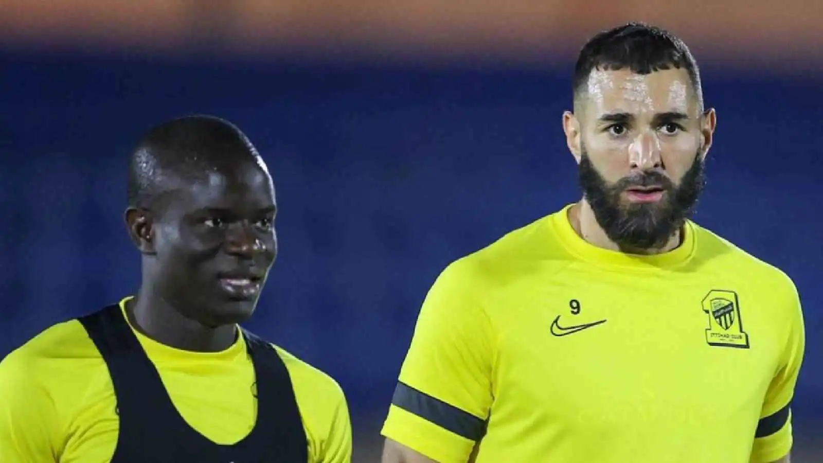 الاتحاد يوجه طعنة في الظهر لكريم بنزيما 