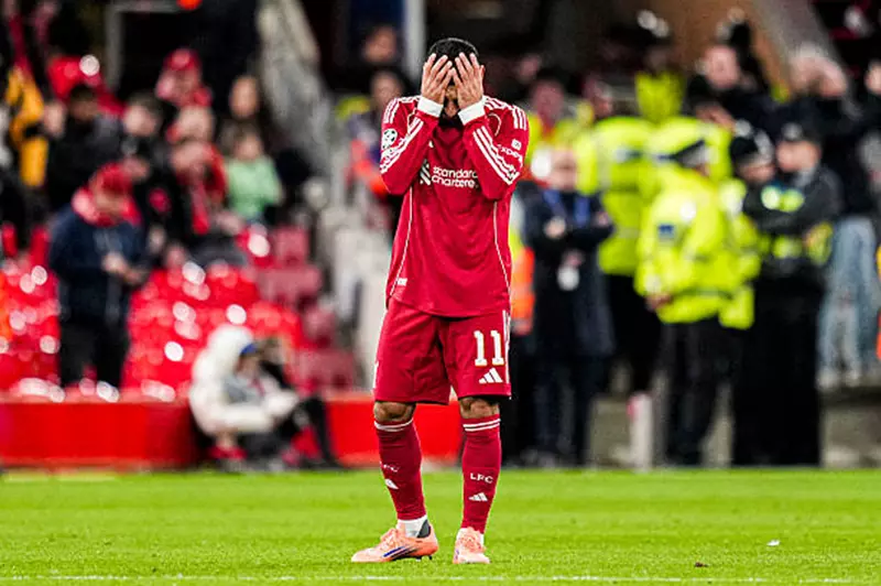 صحف إنجليزية تعلن رسمياً انتقال محمد صلاح للدوري السعودي 