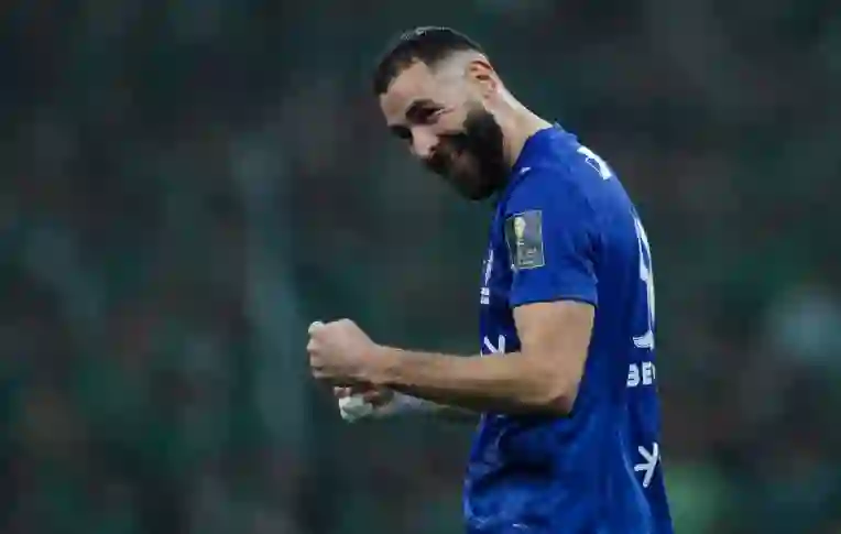 بنزيما يحطم أهم أرقام رونالدو في الدوري السعودي 