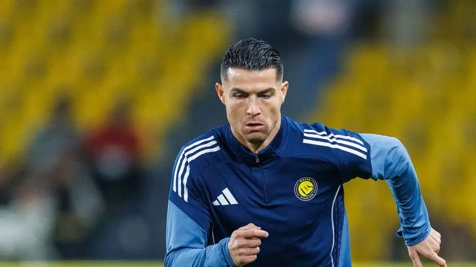 رونالدو يقدم تعويض غير مسبوق للنصر بسبب غيابه عن المباريات 