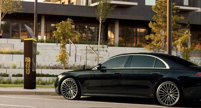 بشرى سارة لسكان الرياض وتصفير رسوم المواقف في مناطق جديدة من صباح اليوم 