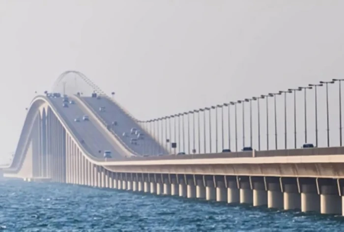 شاهد ما حدث في جسر الملك فهد بعد بدء تطبيق الزيادة في رسوم العبور بين السعودية والبحرين