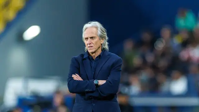 خيسوس غاضب بسبب رمضان وما فعله اللاعبون الاجانب أصابه بالجنون 