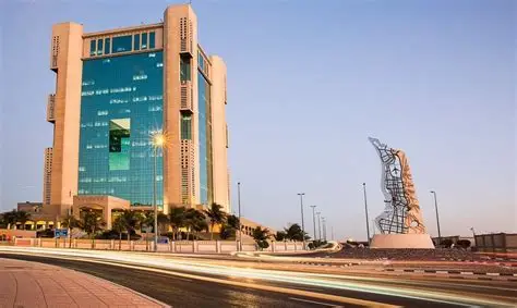 أمانة جدة تحذر سكان هذه الأحياء من خطر تقلبات جوية خلال الساعات القادمة