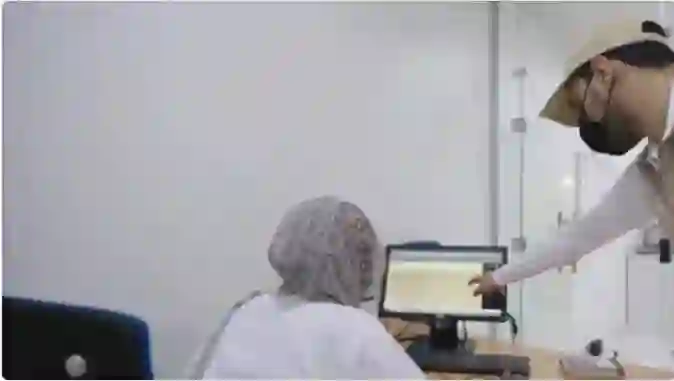 مراحل وفحوصات جديدة يخضع لها القادمون للمملكة بتأشيرة عمل جديدة