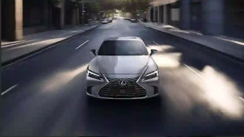 عبد اللطيف جميل يكشف عن الاسطورة اليابانية الجديدة لكزس S-2026