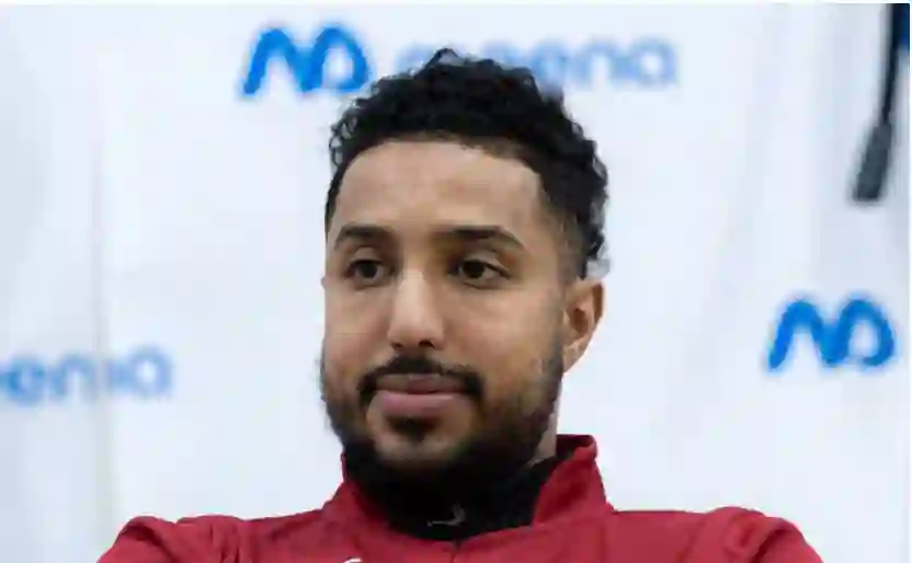 سالم في اليد وخمسة على الشجرة 